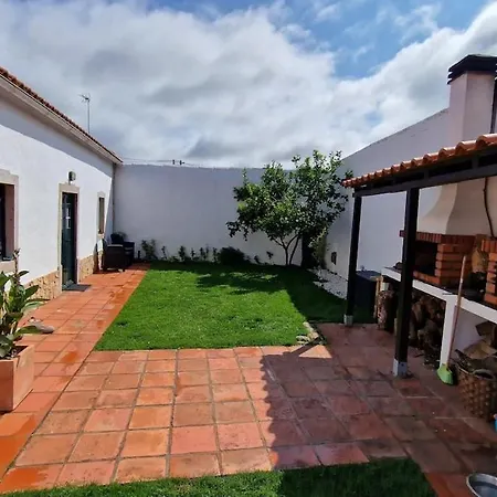 펜션 Peaceful Surrounding Private Pool 로리냐